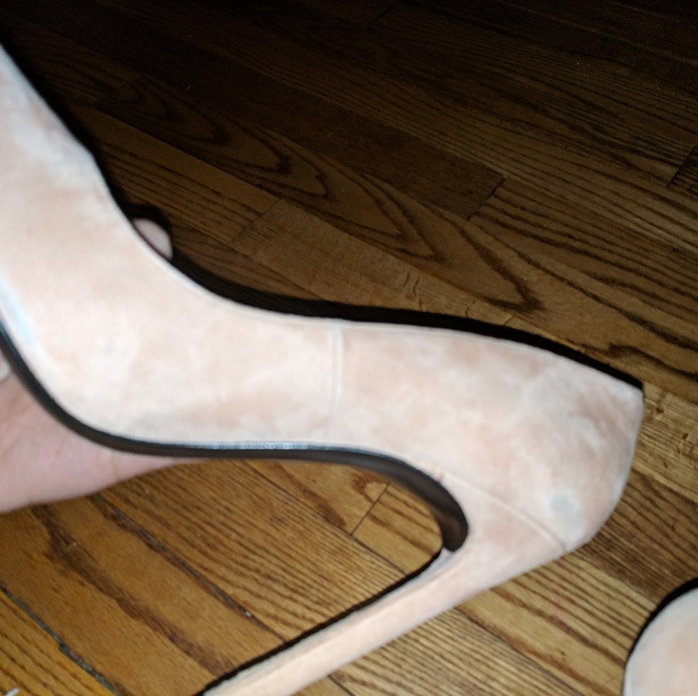 Stuart Weitzman nudish / pink pumps! - Picture 5 of 6